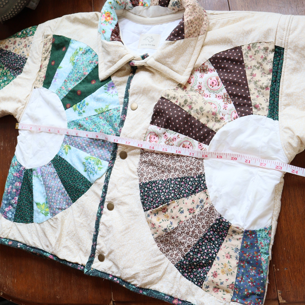 Upcycled Patchwork Quilted Jacket Handmade Vintage Quilt S M L - Picture 10 of 13